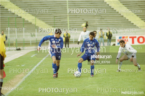 بازیکنان دهه های مختلف فوتبال ایران 13-محمد نوازی,مجاهد خزیراوی,
