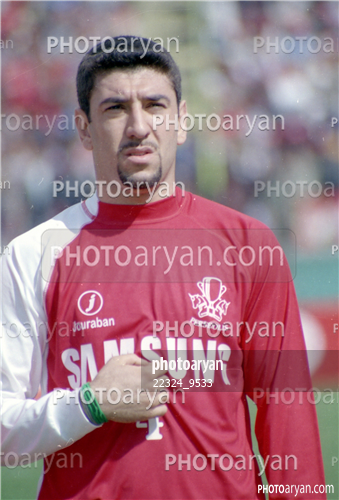 بازیکنان دهه های مختلف فوتبال ایران 8-علی انصاریان,