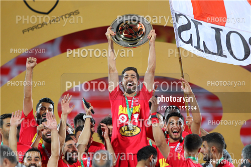 استقلال 1-پرسپولیس 2  (1402/03/10)-فرشاد فرجی,