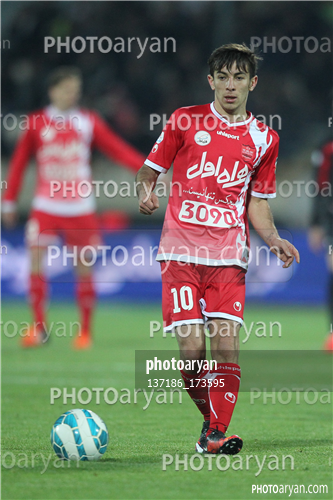 پرسپولیس 1-فولاد خوزستان 0(94/11/23) -فرشاد احمدزاده,