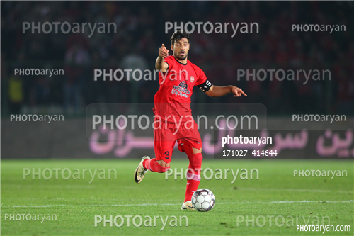 استقلال 0-تراکتور 2    (1403/08/10)-