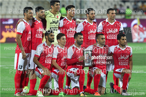 پرسپولیس 1-سیاه جامگان 1 -96/05/25-محمد انصاری,شجاع خلیل زاده,مهدی طارمی,علیرضا بیرانوند,محسن ربیع خواه,حسین ماهینی,وحید امیری,محسن مسلمان,فرشاد احمدزاده,علی علیپور,سید جلال حسینی,