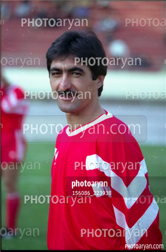 بازیکنان دهه های مختلف فوتبال ایران28-ناصر محمدخانی,