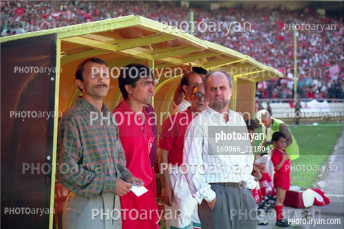 بازیکنان دهه های مختلف فوتبال ایران30-