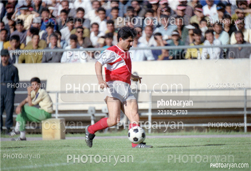 بازیکنان دهه های مختلف فوتبال ایران 7-محمد خاکپور,