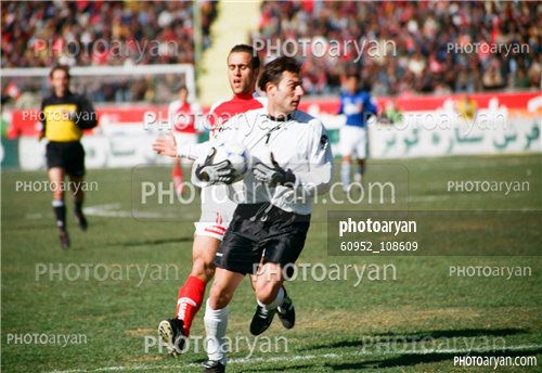 بازیکنان دهه های مختلف فوتبال ایران 17-هادی طباطبایی,علی کریمی Ali Karimi,