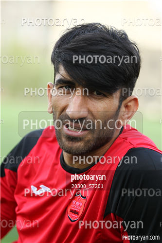 تمرین پرسپولیس در ورزشگاه خیریه عمل 96/02/23-علیرضا بیرانوند,