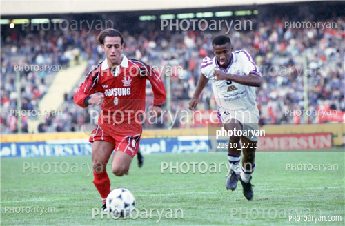 بازیکنان دهه های مختلف فوتبال ایران 10-علی کریمی Ali Karimi,