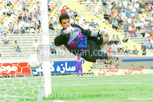 بازیکنان دهه های مختلف فوتبال ایران 10-نیما نکیسا,