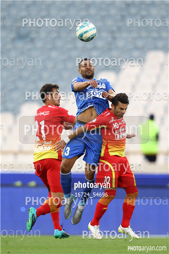 استقلال 1-فولاد خوزستان 0-96/01/12-رابسون جانواریو,اسماعیل شریفات,بهرام رشید فرخی,