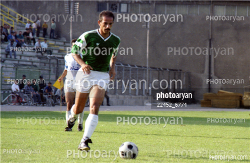 بازیکنان دهه های مختلف فوتبال ایران 8-محمد خاکپور,