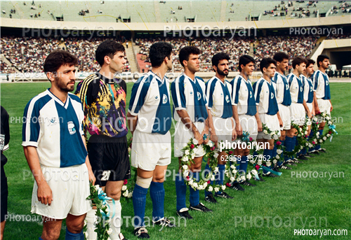 بازیکنان دهه های مختلف فوتبال ایران20-محمد نوری,حمید بابازاده,صادق ورمزیار,رضا حسن زاده,جواد زرینچه,امیر قلعه نویی,محمدرضا مهرانپور,