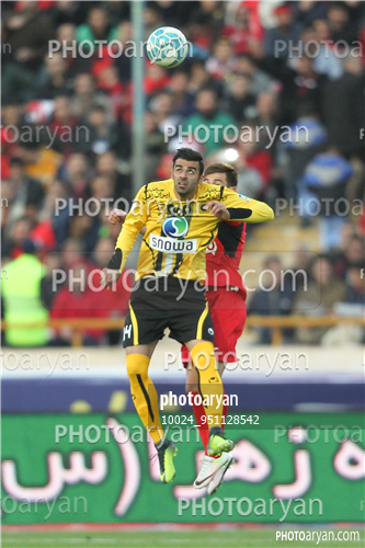 پرسپولیس 2-سپاهان اصفهان  1-فرشاد احمدزاده,مسعود حسن زاده,