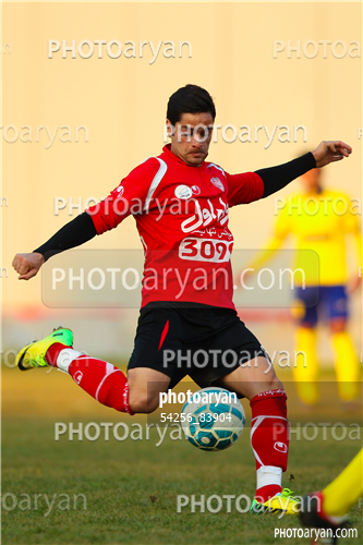 پرسپولیس  -پاراگ  (94/10/27)-کمال کامیابی نیا,