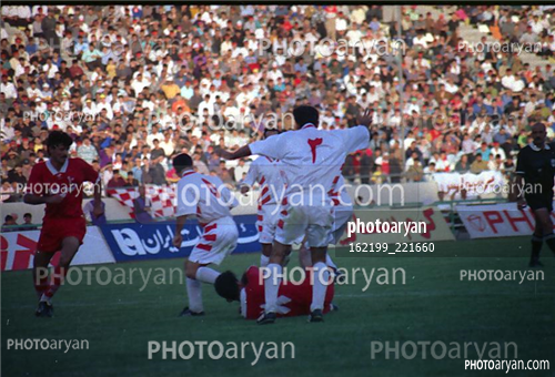 بازیکنان دهه های مختلف فوتبال ایران 34 -