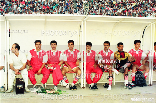 بازیکنان دهه های مختلف فوتبال ایران 2-فرشاد پیوس  Farshad Pious,جواد منافی,نعیم سعداوی,محمود کلهر,
