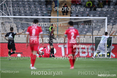 پرسپولیس 2- الومینیوم اراک  3 (1401/01/21)-اسماعیل شریفات,احمد گوهری,