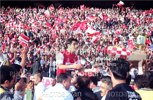 فوتبال ایران (دهه 80)-افشین پیروانی,