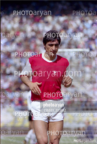 بازیکنان دهه های مختلف فوتبال ایران28-ناصر محمدخانی,