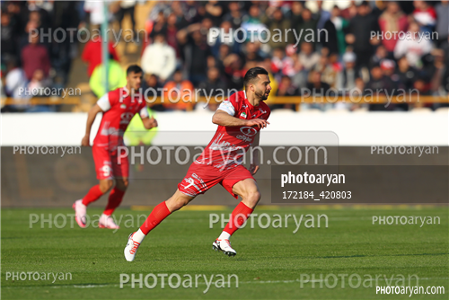 پرسپولیس  2-تراکتور  0    (1403/11/07)-