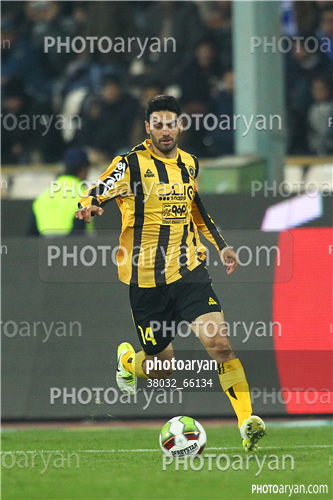 استقلال 3-سپاهان اصفهان  0 (96/09/15)-