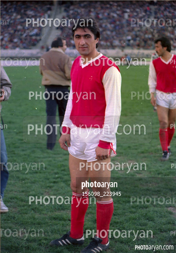بازیکنان دهه های مختلف فوتبال ایران28-ناصر محمدخانی,