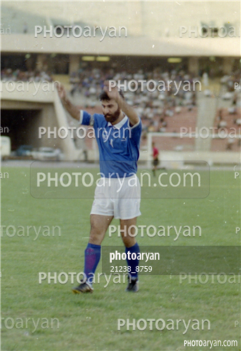 بازیکنان دهه های مختلف فوتبال ایران 5-شاهرخ بیانی,