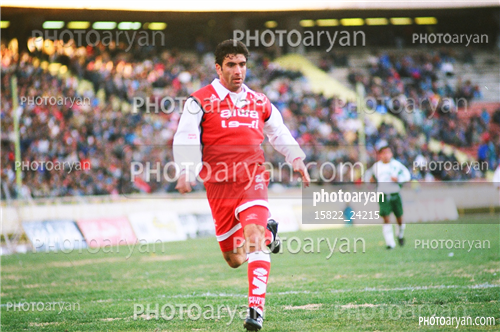 بازیکنان دهه های مختلف فوتبال ایران 2-بهروز رهبری فر,