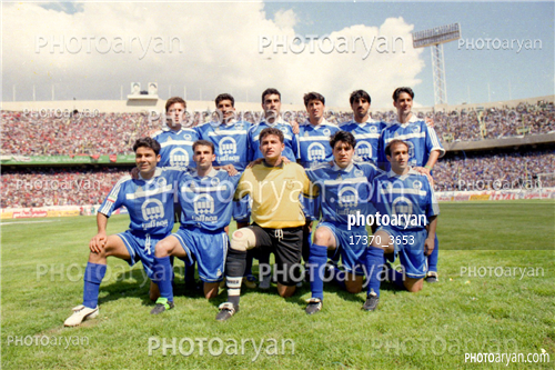 استقلال 1-پرسپولیس 1-1378/01/20-رضا حسن زاده,جواد زرینچه,فرهاد مجیدی,محمود فکری,پرویز برومند,سیروس دین محمدی,هاشم حیدری,محمد تقوی,سهراب بختیاری زاده,محمد نوازی,فرد ملکیان,