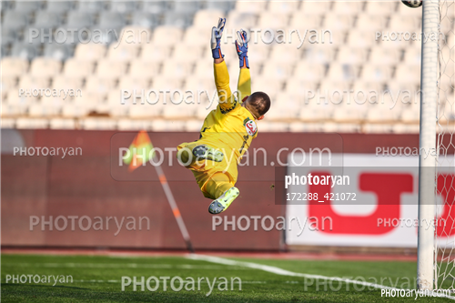 پرسپولیس  2-تراکتور  0    (1403/11/07)-