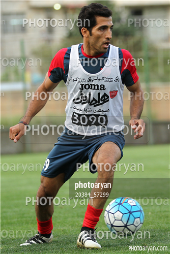 تمرین پرسپولیس در ورزشگاه خیریه عمل 96/02/23-وحید امیری,