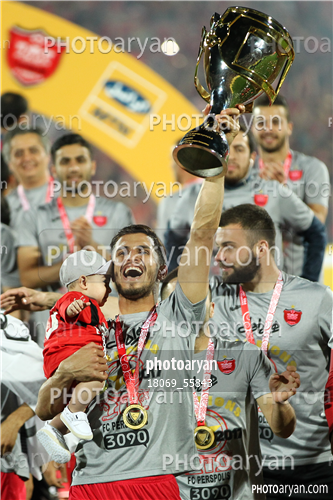 جشن قهرمانی تیم فوتبال پرسپولیس 96/01/30-علی علیپور,