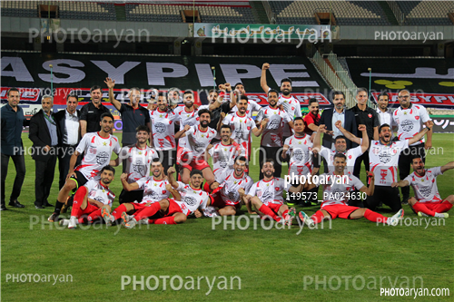 پرسپولیس 1-تراکتور 0 (1400/03/30)-افشین پیروانی,کریم باقری,داوود فنایی,مهدی ترابی,علی شجاعی,امید عالیشاه,احمد نورالهی,سعید آقایی,احسان پهلوان,ميلاد سرلک چيوا,حامد لک,عیسی ال کثیر,حسین کنعانی زادگان,مهدی عبدی,حمید مطهری,مهدی مهدیخانی,محمدشریفی,فرشاد فرجی,