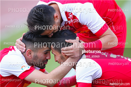 پرسپولیس 4 -ذوب آهن اصفهان 0 (96/09/10)-محسن مسلمان,علی علیپور,کمال کامیابی نیا,