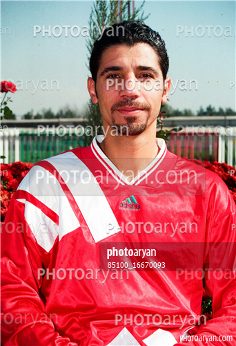 بازیکنان دهه های مختلف فوتبال ایران21-مجتبی محرمی,