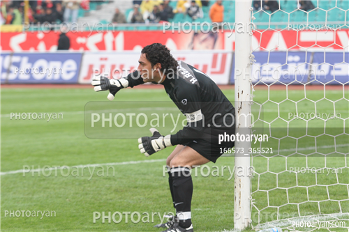 پاس 2-پرسپولیس 1 (1384/10/20)-