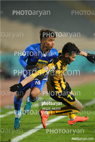 استقلال 3-سپاهان اصفهان  0 (96/09/15)-سعید آقایی,مهدی قایدی,