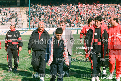 بازیکنان دهه های مختلف فوتبال ایران 19-ناصر محمدخانی,علی پروین  Ali Parvin,ناصر ابراهیمی,محمد پروین,