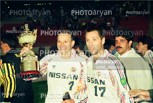 بازیکنان دهه های مختلف فوتبال ایران 19-