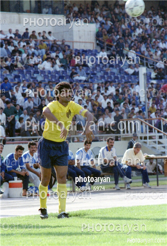 بازیکنان دهه های مختلف فوتبال ایران 9-سیروس قایقران,