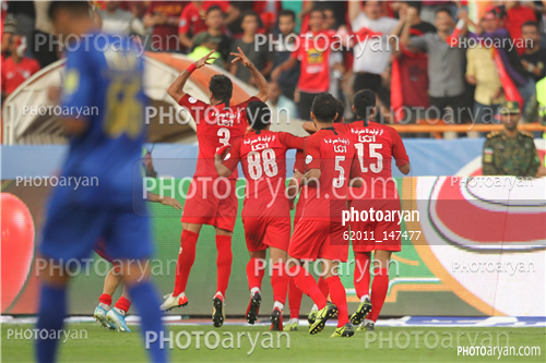 استقلال 0-پرسپولیس 1 (98/06/31) -محمد انصاری,شجاع خلیل زاده,سیامک نعمتی,بشار رسن,