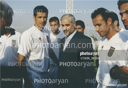 بازیکنان دهه های مختلف فوتبال ایران 40-علی دایی  Ali Daei,یحیی گل محمدی,محسن بنگر,