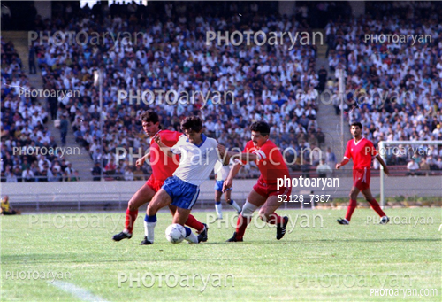 بازیکنان دهه های مختلف فوتبال ایران 12-محمد پنجعلی,حمید استیلی,