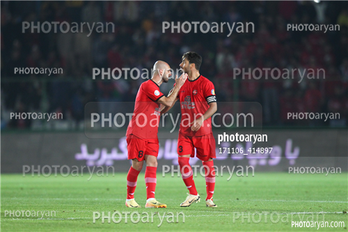 استقلال 0-تراکتور 2    (1403/08/10)-