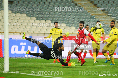 پرسپولیس 0-  نفت تهران 0  (96/10/15)-شهاب عادلی,سیامک نعمتی,حامد آقایی,سامان آقازمانی,