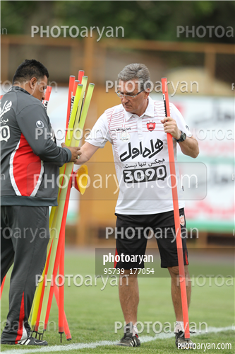 تمرین پرسپولیس در ورزشگاه درفشی فر 95/02/13-برانکو ایوانکویچ  Branko Ivanković ,داوود کاشانی,