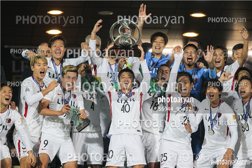 پرسپولیس 0 -کاشیما انتلرز 0 (97/08/19)-kwoun suntae,shoji gen,hugo leonardo serejo,yuma suzuki,shuto yamamoto,shuto yamamoto,sergio antonio junior,jung seung hyun,Ryota Nagaki,Yasushi Endo,Mitsuo Ogasawara,