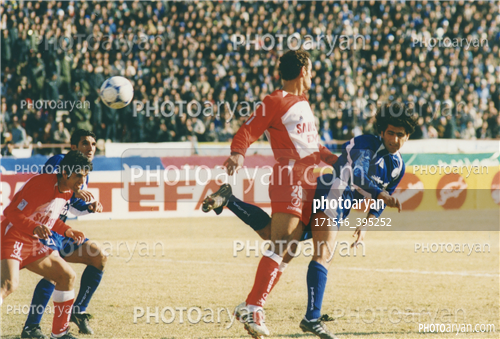 بازیکنان دهه های مختلف فوتبال ایران 39-