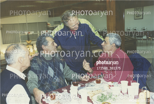 بازیکنان دهه های مختلف فوتبال ایران 40-همایون بهزادی,حسین کلانی,