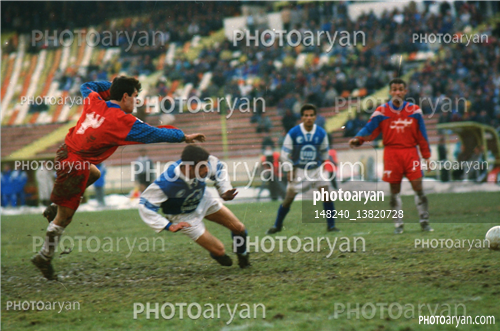 بازیکنان دهه های مختلف فوتبال ایران24 -